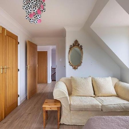 Villa Travellers' Choice In Harwich-Essex Exterior foto